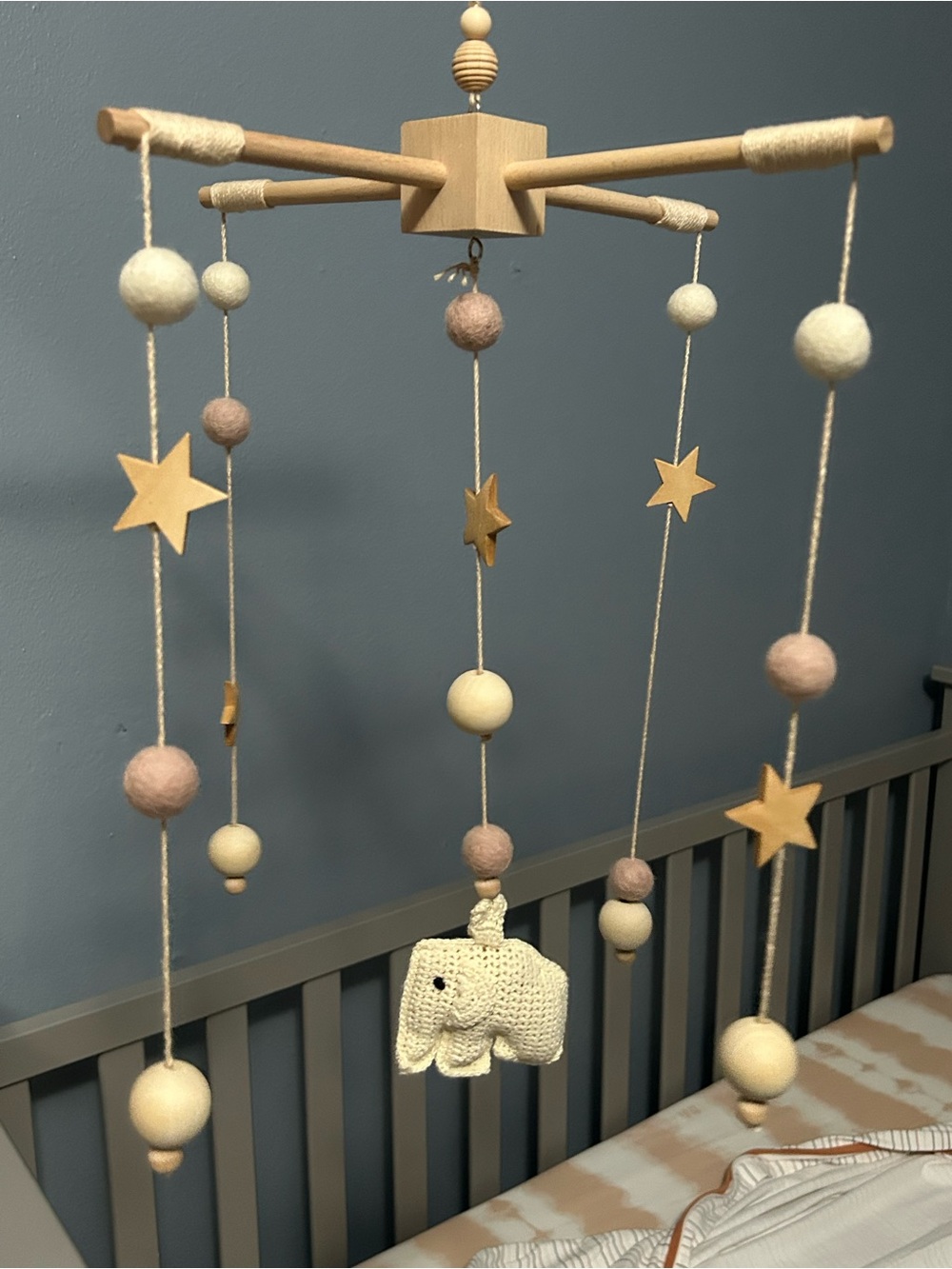 Neutral Blush and Cream Felt Balls w/Wooden Stars Baby Mobile - Unbranded